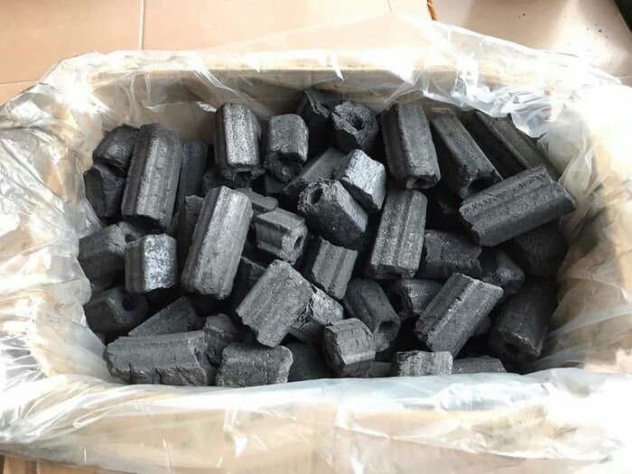 Sawdust charcoal - ogatan